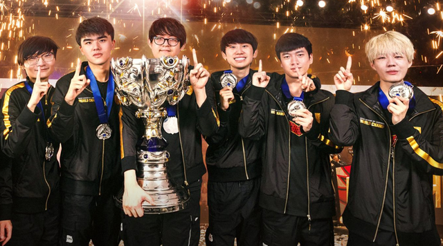 立下了赫赫 立下了赫赫