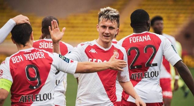 许多年轻球 许多年轻球